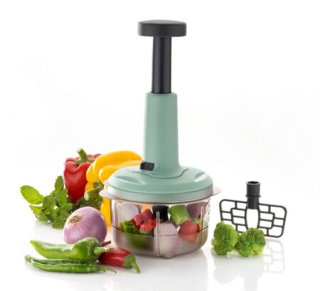 Buy Pigeon Handy Chopper Pro XL with 5 Stainless Steel Blades and 1 Plastic  Whisker (900 ML) Online at Best Prices in India - JioMart.